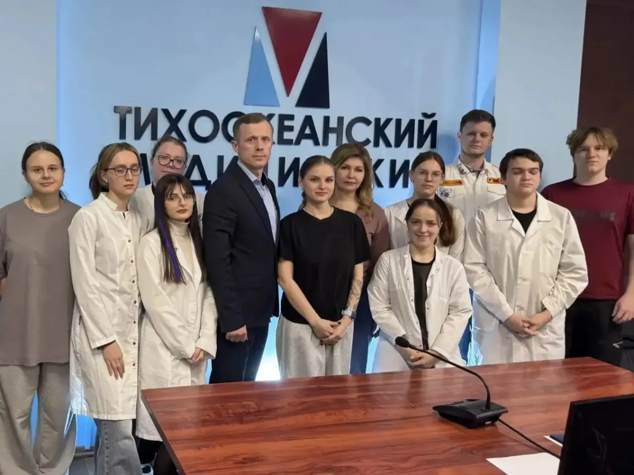 Телемост студентов ТГМУ с военными врачами: разговор о главном  В Тихоокеанском медицинском универси