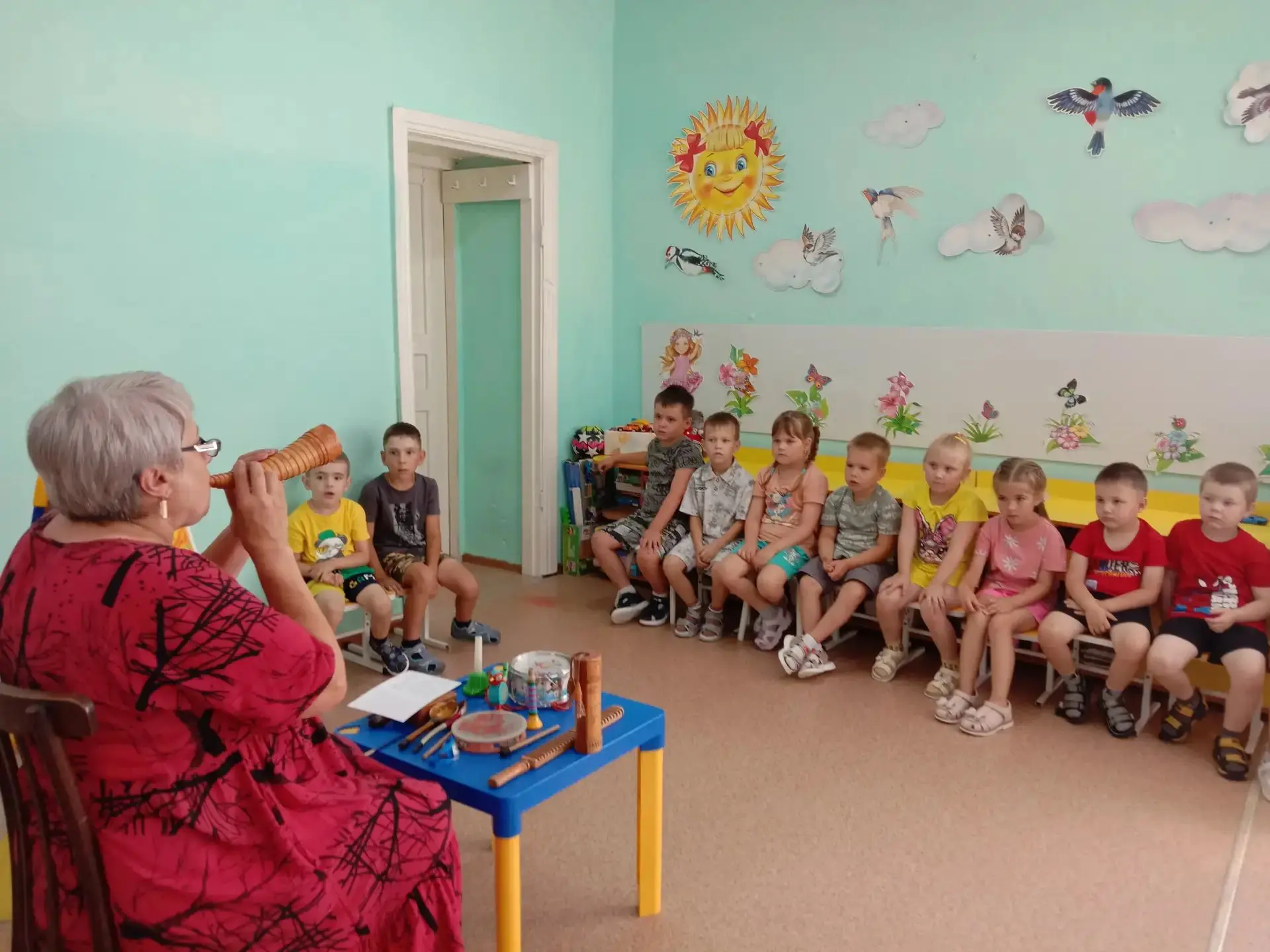 Путешествие в страну русских народных инструментов