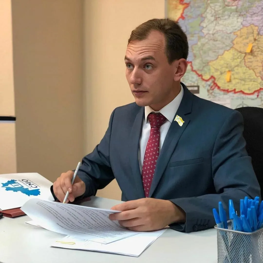⚡️ Заместитель главы муниципалитета ушел на СВО