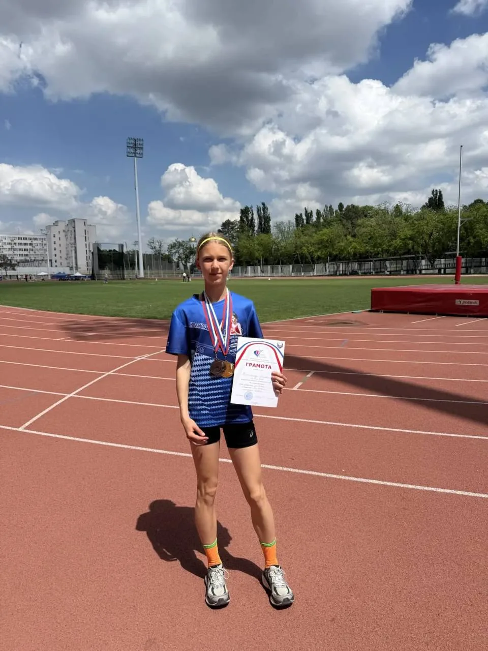 🏃‍♀️💨 Быстрее ветра: «золотые» выходные сестер Копеечкиных!  Пока кто-то наслаждался отдыхом, учениц