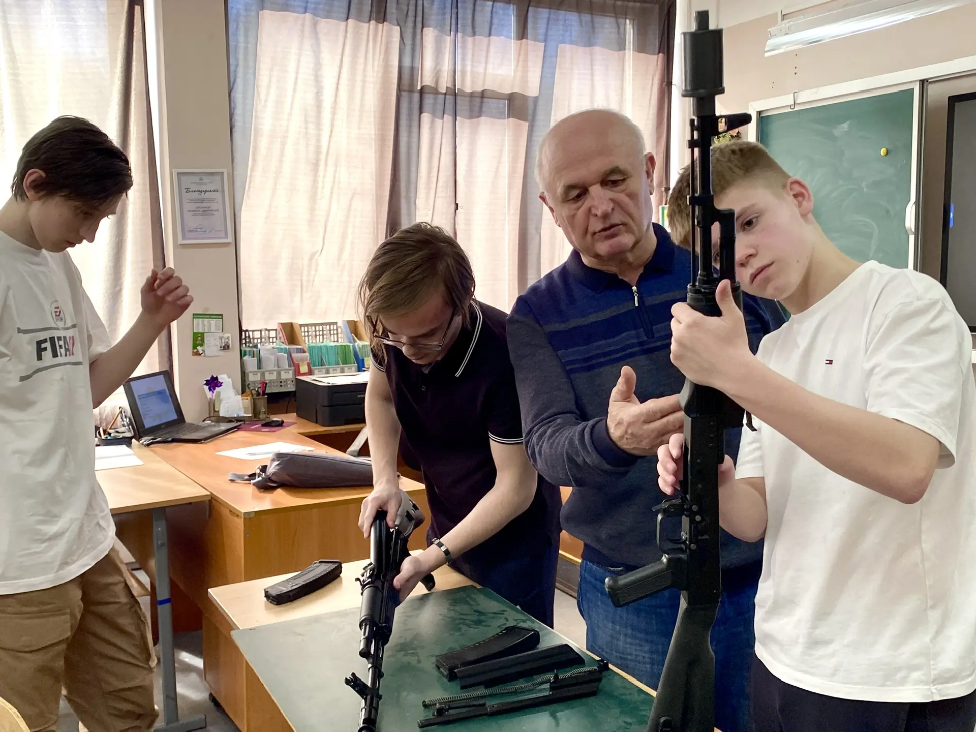 🪖Учебные сборы: второй день — новые навыки и бесценный опыт!🪖  Второй день учебных сборов для юношей