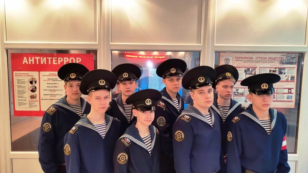 📚 На первой площадке Морской технической академии имени адмирала Д.Н. Сенявина заместитель директора