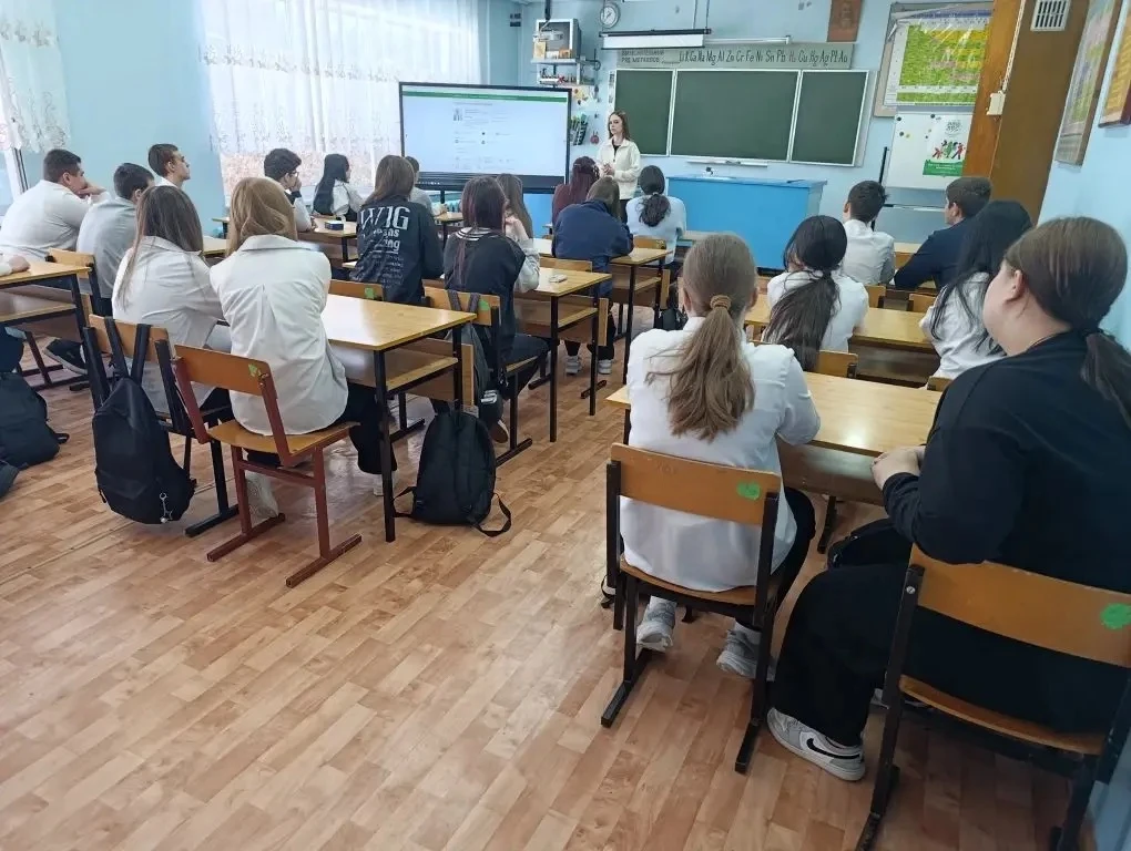 ✨ Профориентация: взгляд изнутри — от выпускницы к девятиклассникам! ✨