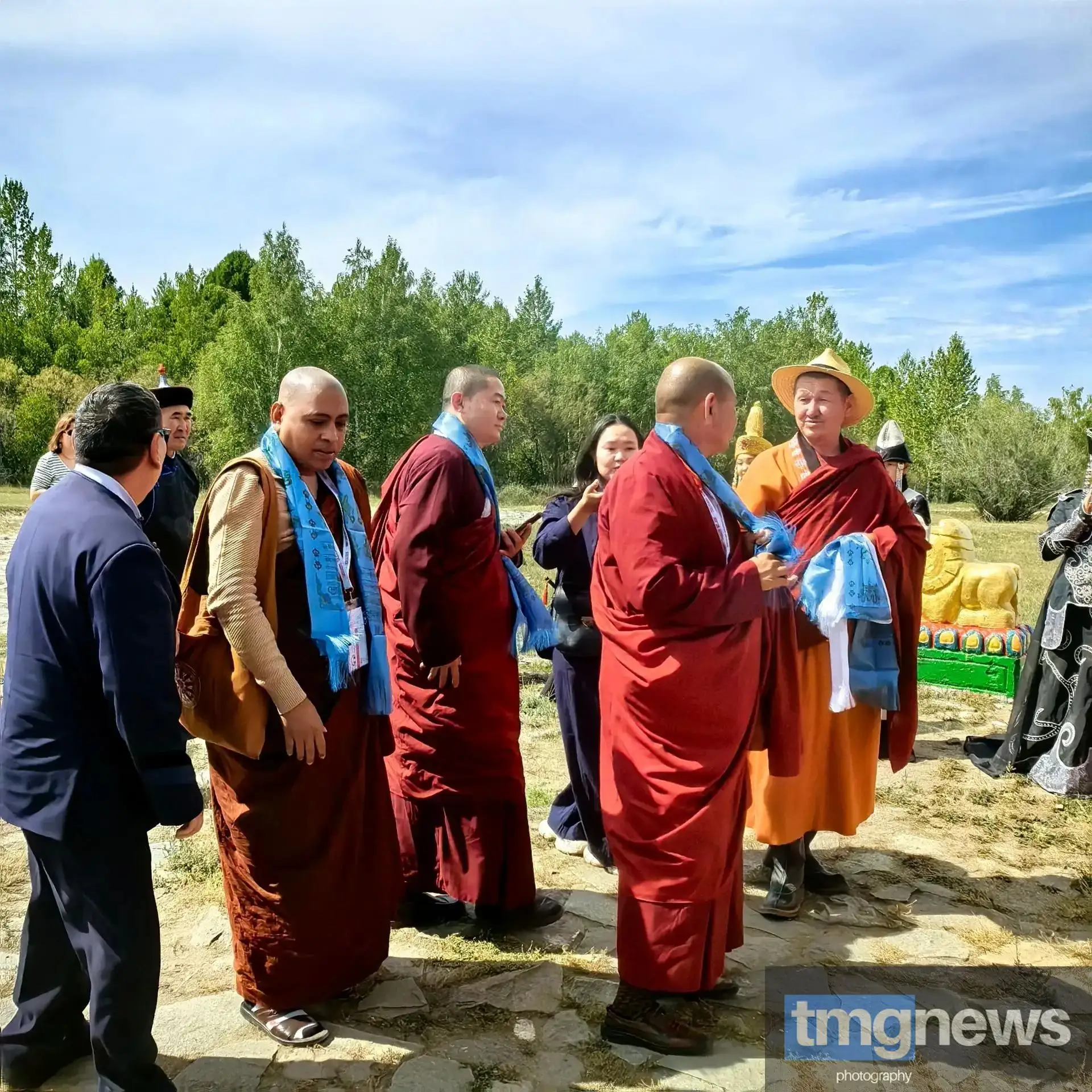 📸Фоторепортаж: Программа IV Международного буддийского форума продолжается: делегации ...