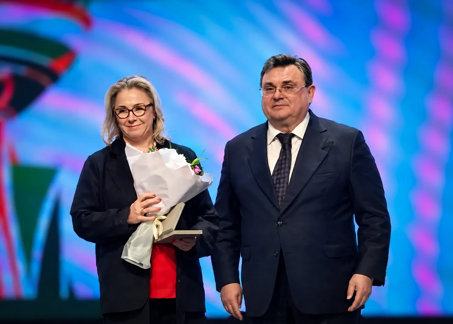 🏅 Петербургские руководители ЗАГС получили ведомственные награды