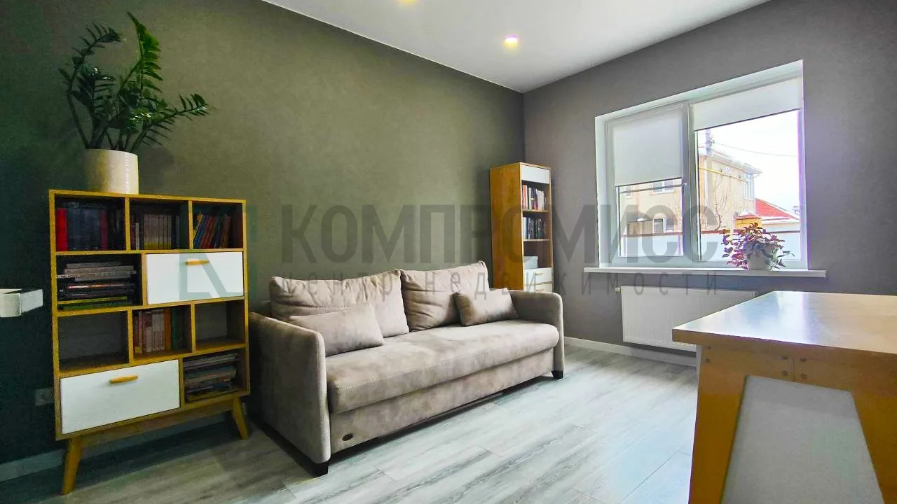 📍 Просторный дом с террасой и садом    🏠 Про дом:  ✅ 128,7 кв.м., 3 спальни, кухня-гостиная 32,9 м² 
