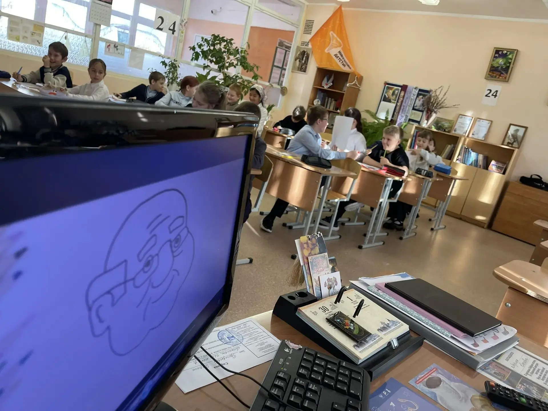 День пожилого человека отмечают 1 октября.