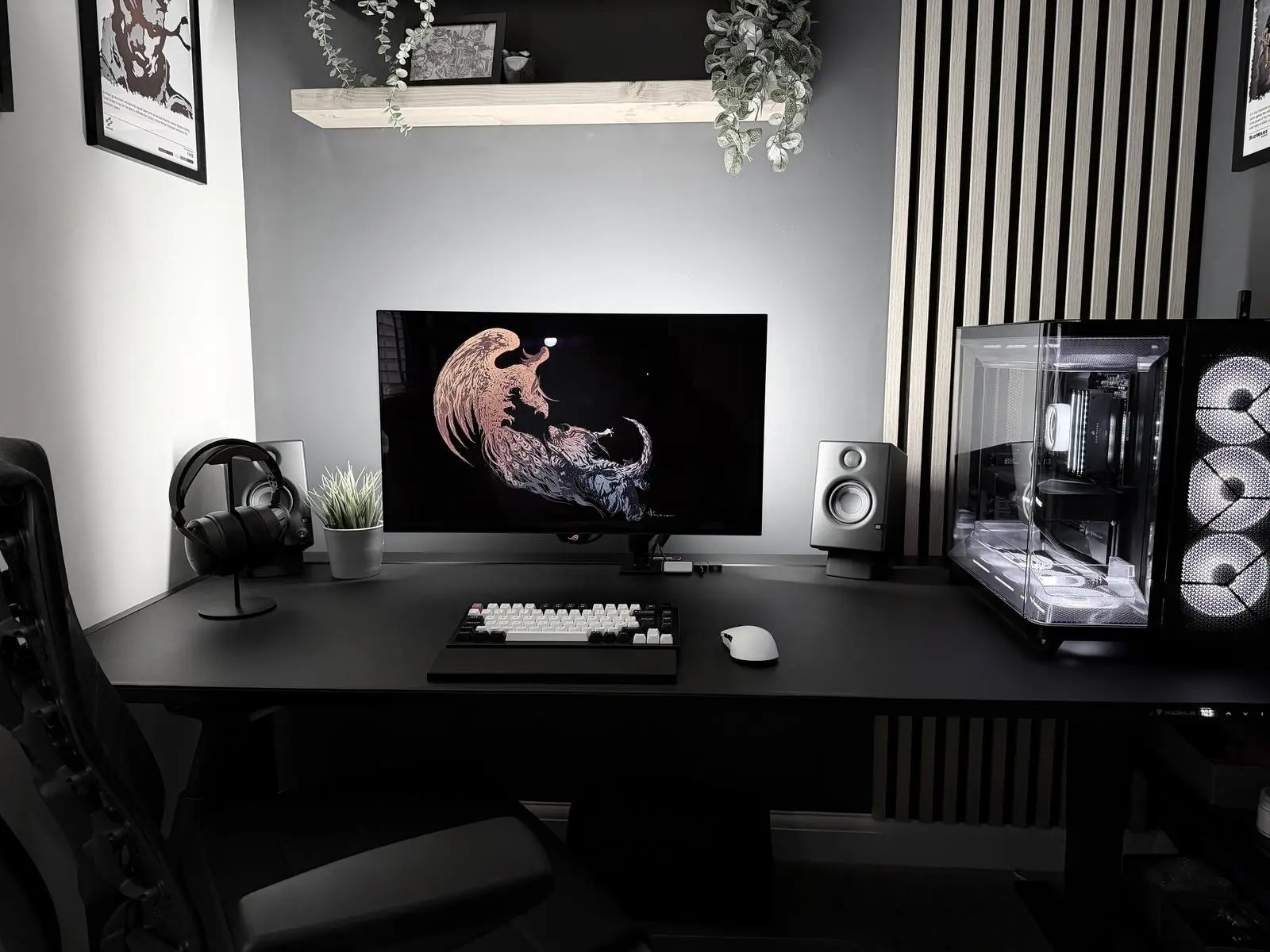 Сборка в минимализме, на оценку:

Процессор: AMD Ryzen 7 9800X3D 4.7 GHz 8-Core

СЖО: Corsair iCUE L