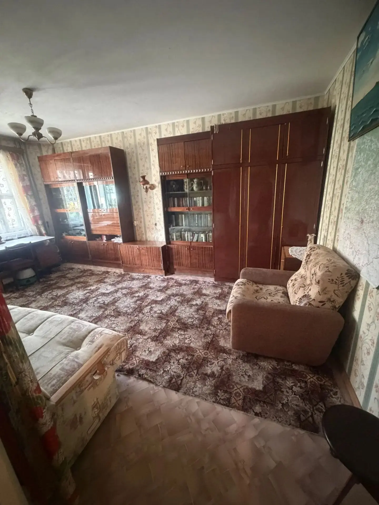 Продам кресло раскладывается срочно 89537782734 московка