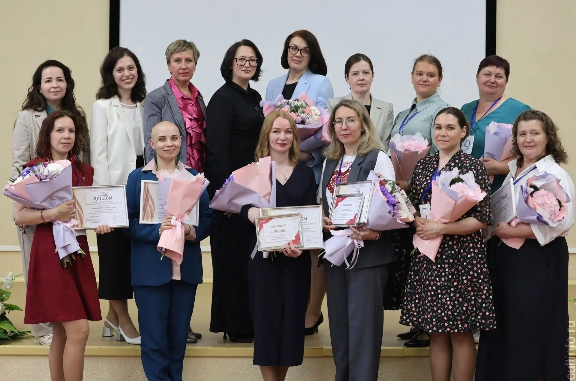 В канун Всероссийского дня библиотек главный библиотекарь по комплектованию сектора инф...