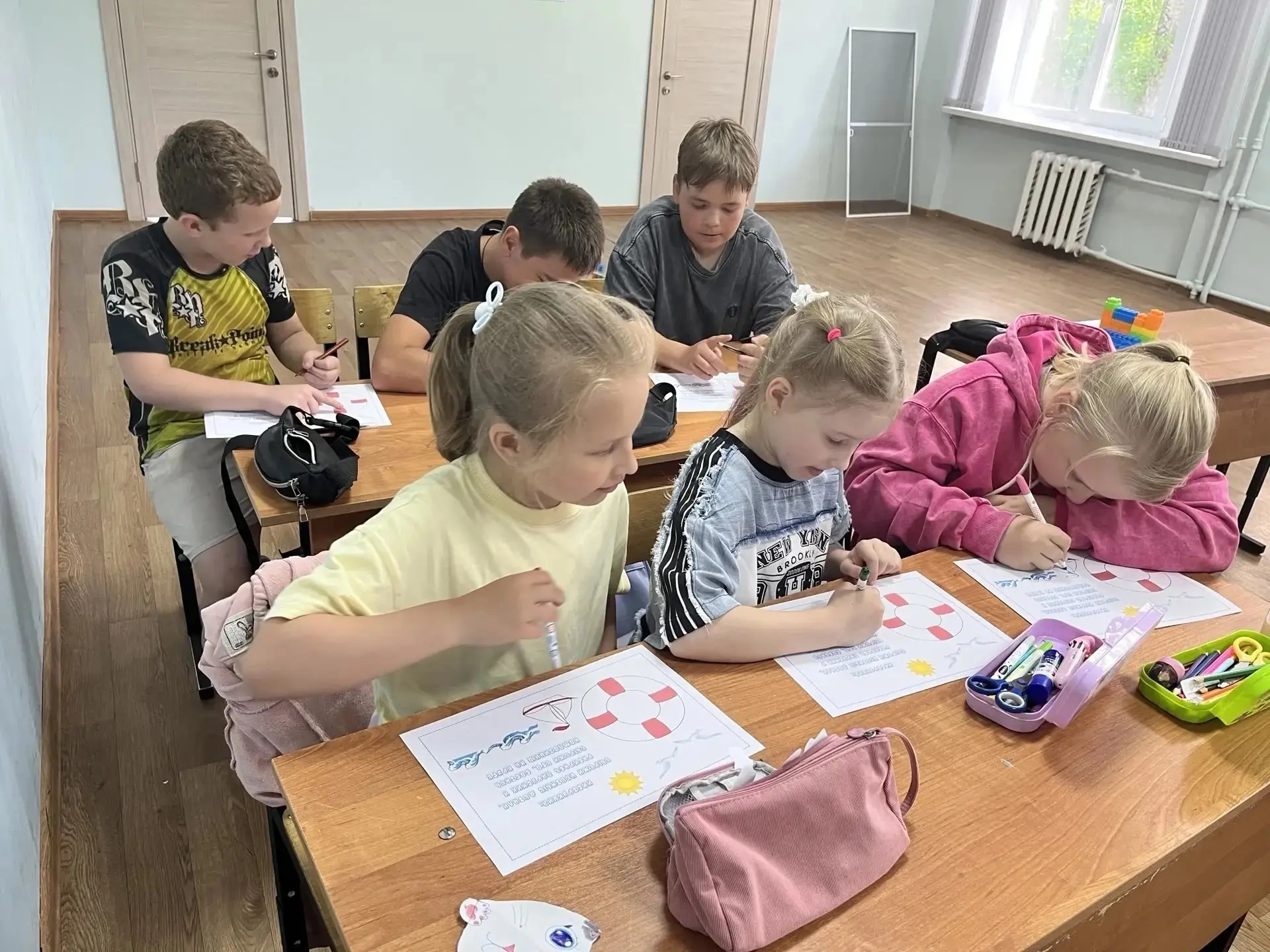 В нашей школе продолжается веселая и содержательная лагерная жизнь, последние деньки на...