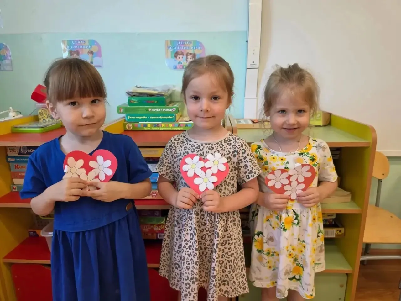 **С Днём семьи, любви и верности! 👨‍👩‍👧‍👦❤️🌼**

Сегодня в нашем детском саду царит атмосфера те