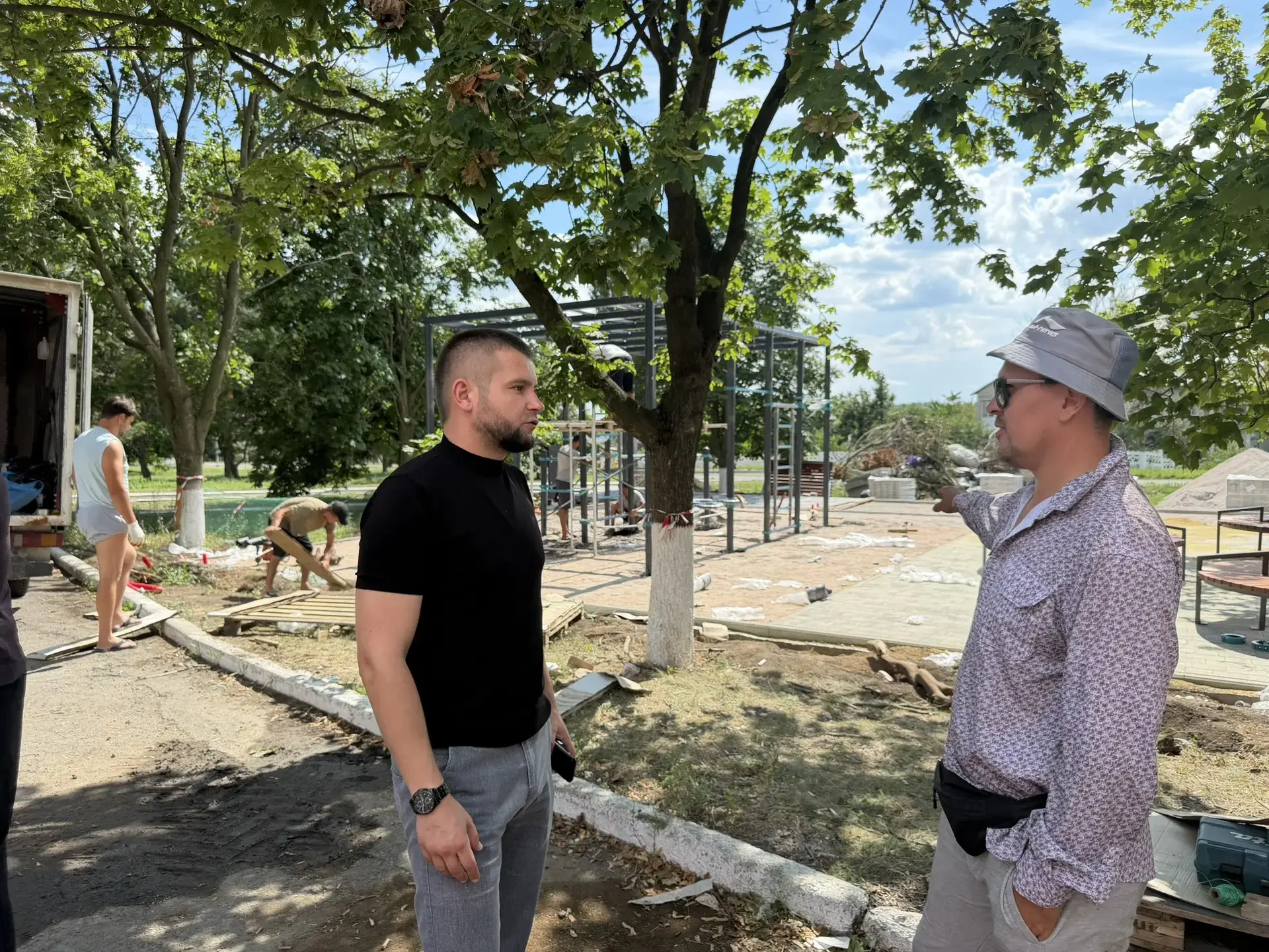 В рамках программы формирования комфортной городской среды и партийного проекта «Городс...