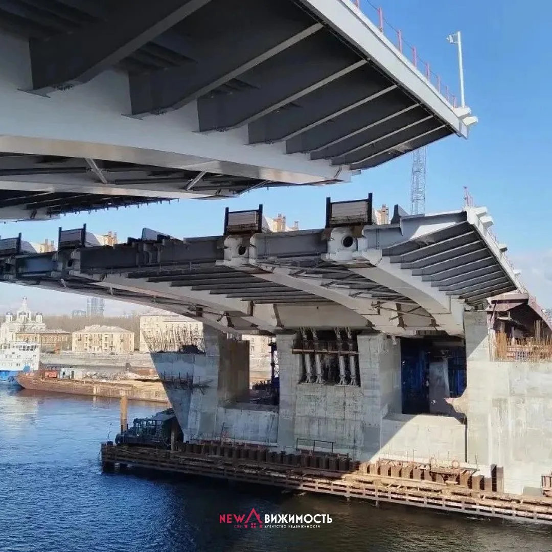 🌉 Большой Смоленский мост впервые разводят!  Началась техническая разводка моста: сначала «крылья» п