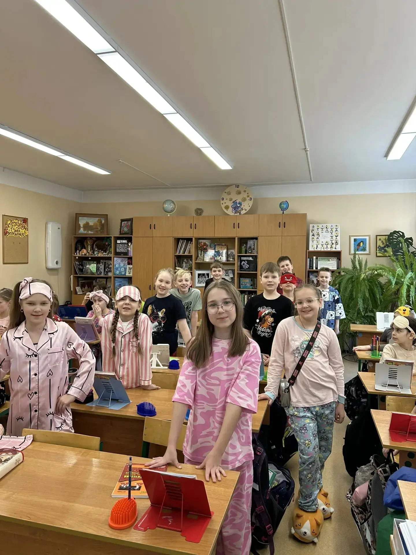 👏👏👏Дорогие друзья!  🤡🤡🤡С первым апреля! Этот день напоминает всем о важности юмора и веселья в нашей