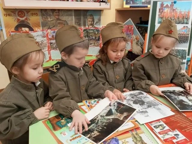 🇷🇺В Чебоксарах стартовала патриотическая неделя в детских садах  В дошкольных учреждениях Чебоксар н