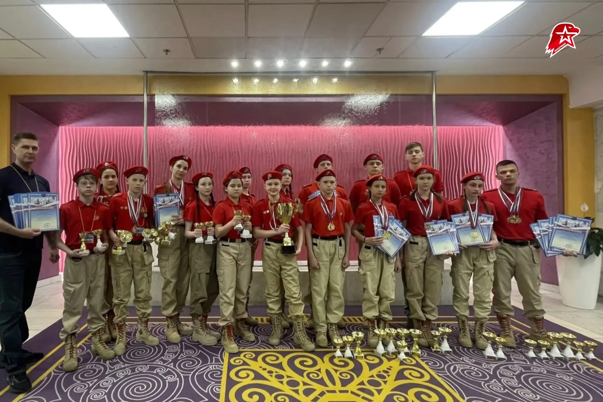 Взяли первое место🥇  Юнармейцы Краснодарского края стали победителями Всероссийской спартакиады «При