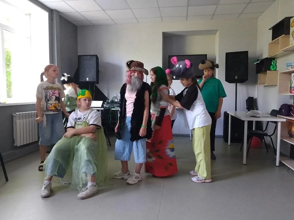11-й день ЛДП «Здоровье в движении» прошел на максималках! Утро началось с бодрости:
Провели зажигат