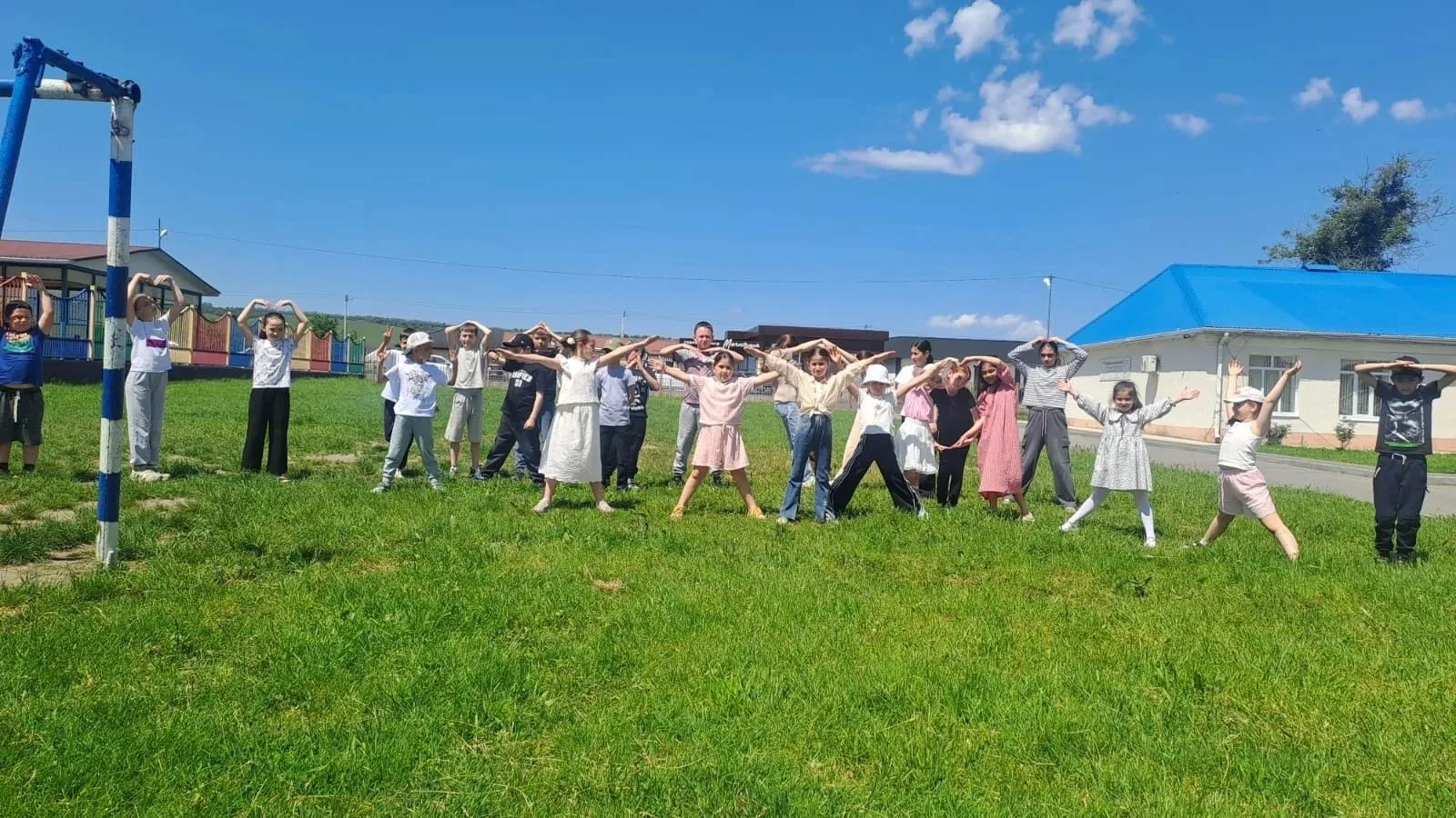 Наш лагерь снова превратился в эпицентр событий! Сегодня состоялся День игр, и это было...