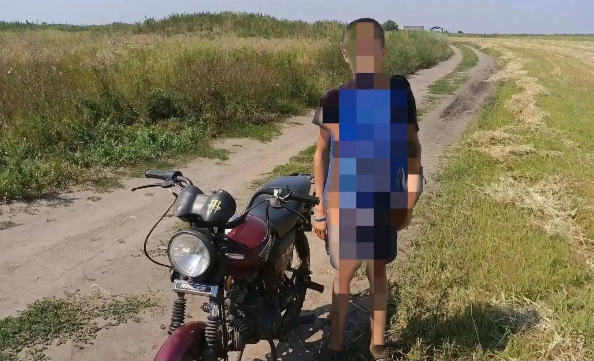 📊Родители заплатят за 12-летнего подростка на мопеде в Курганской области

Госавтоинспекция останов
