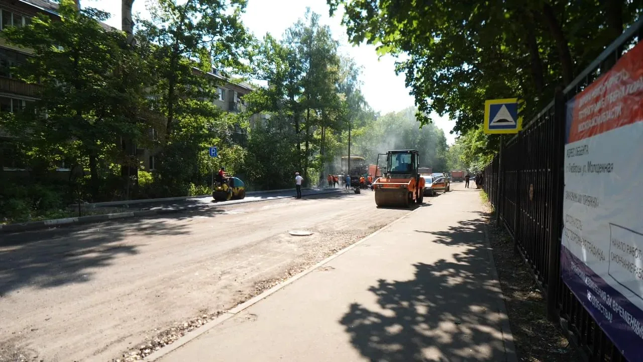 На 80% выполнены работы по ремонту дорог в Люберцах

🚜 В городском округе продолжаются работы по об
