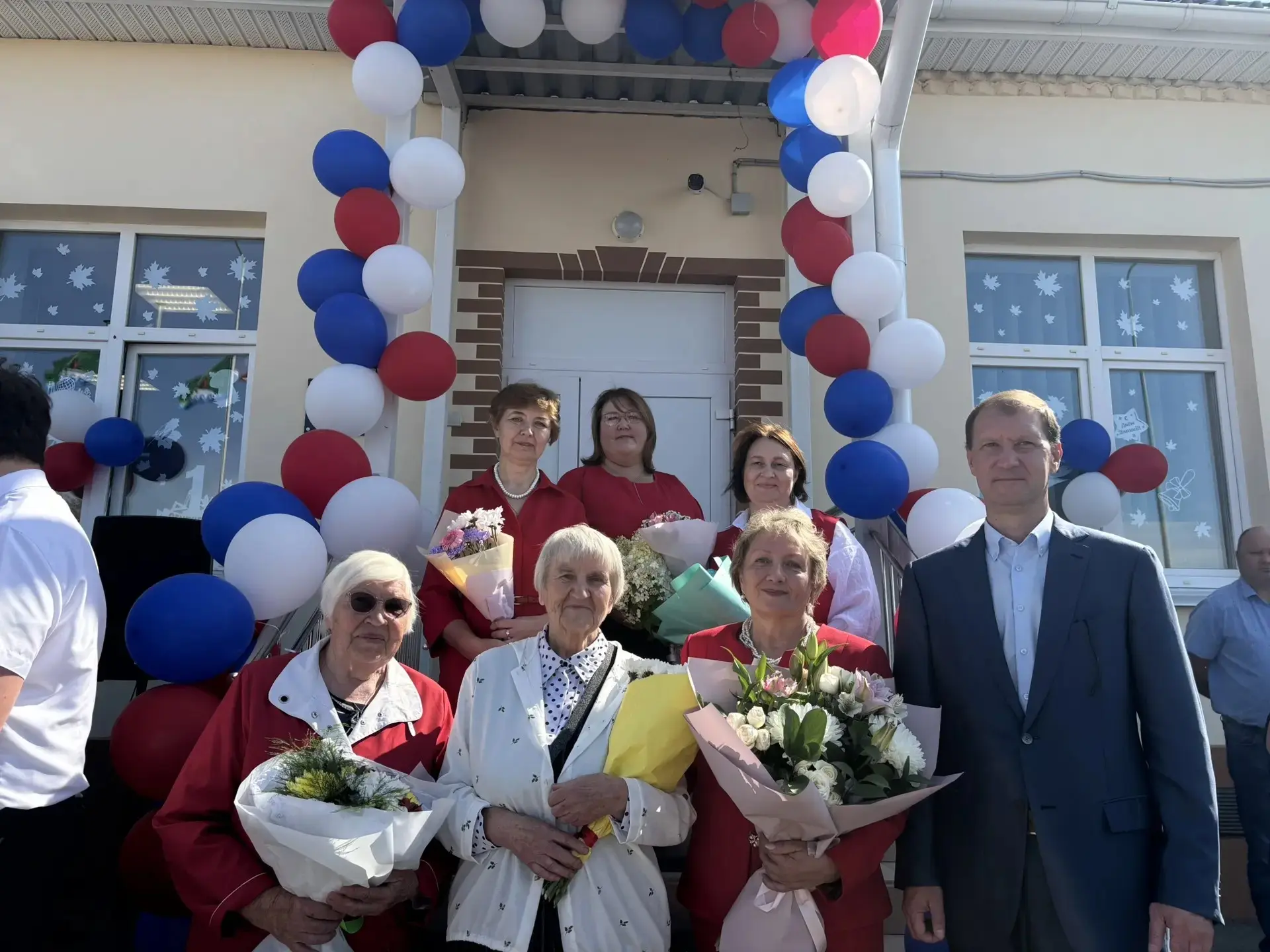 1 сентября наша страна уверенно держит лидерство по количеству букетов на душу населени...