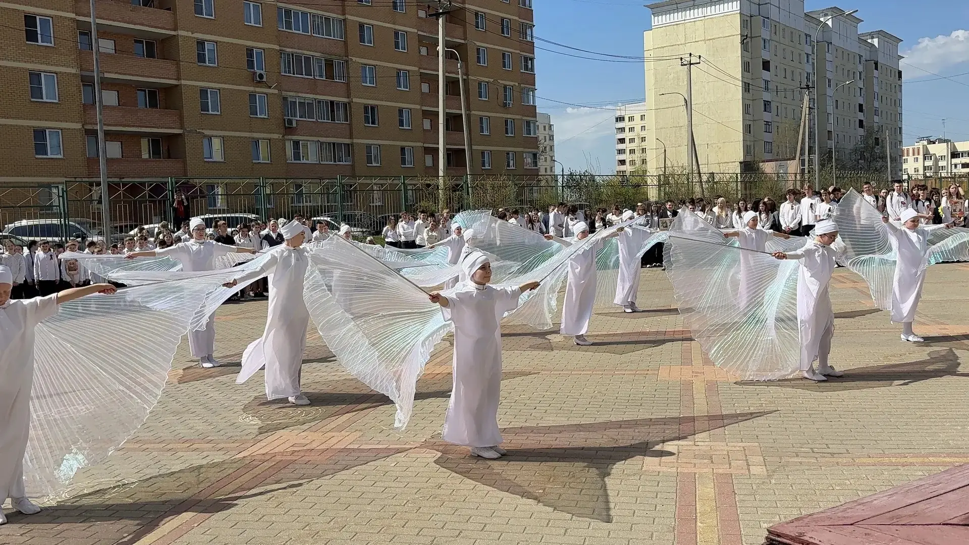 ⭐ ТОРЖЕСТВЕННАЯ ЛИНЕЙКА ПАМЯТИ⭐  🇷🇺Накануне Дня Победы, в школе прошел школьный митинг, посвященный 