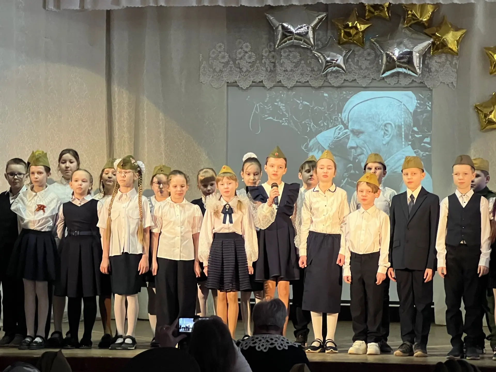 Неделя памяти и гордости. ⭐️В стенах Псковского педагогического комплекса завершился яркий музыкальн