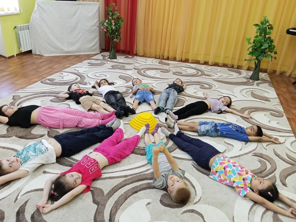 22 мая в нашем детском саду старшей группе прошел "День вежливости и этикета" – это осо...