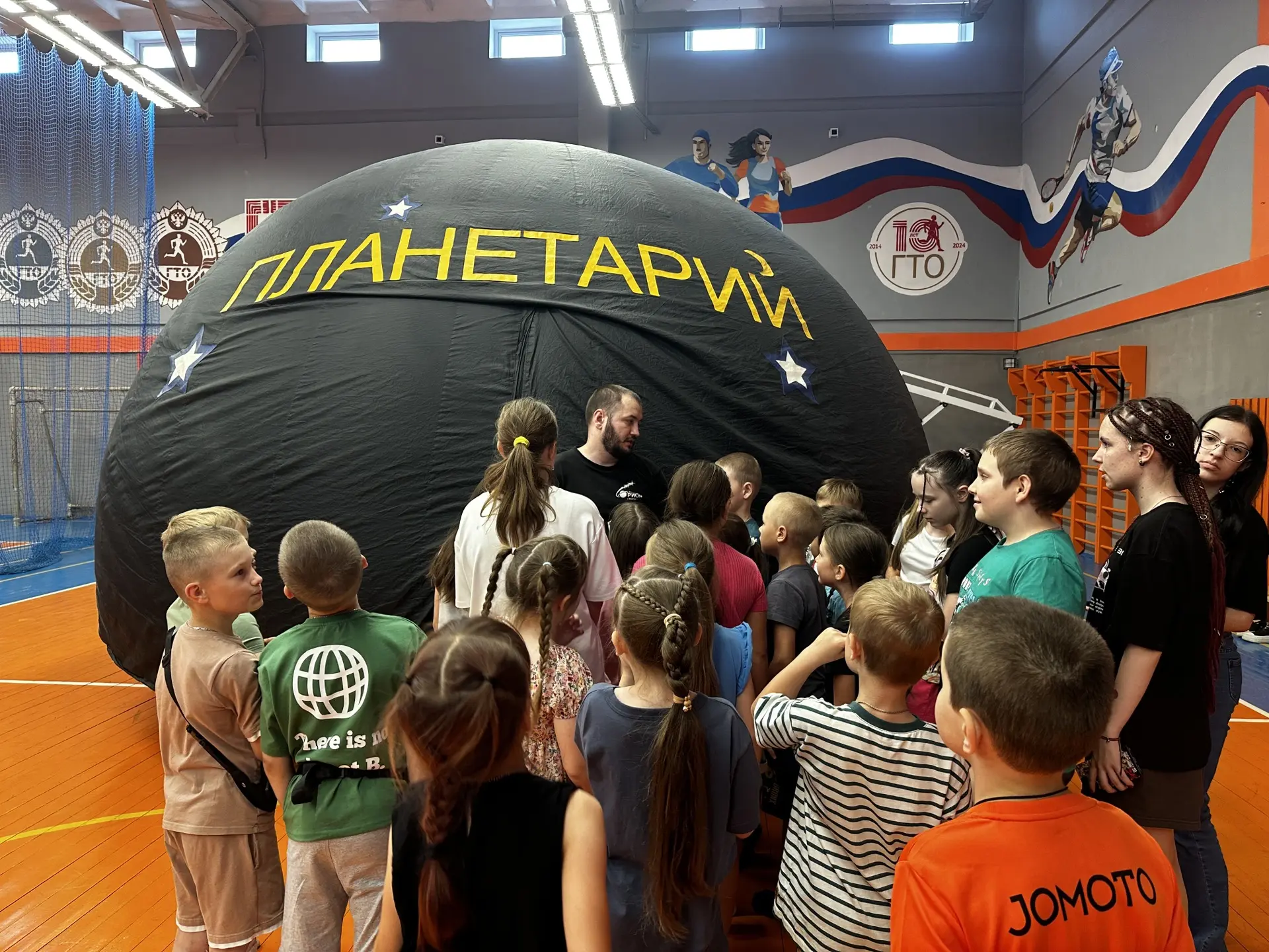 Выборы состоялись! У «Солнышка» появился президент! 🗳️☀️

Новый день в лагере «Солнышко» прошел под