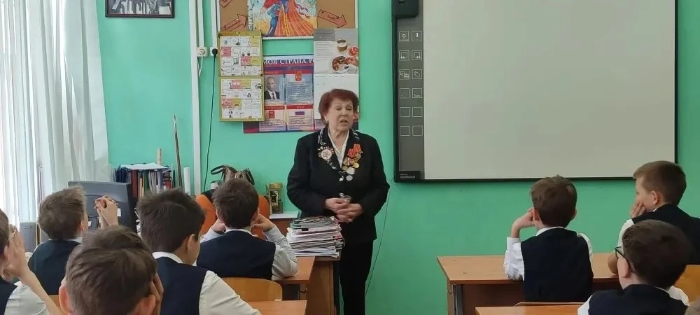 МБОУ СОШ №9 продолжает участвовать в марафоне «Наследники Победы»!  Новый этап марафона — акция «Сти