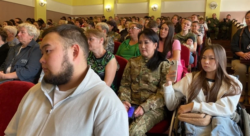 Голос поддержки: Каспер выступил в Горно-Алтайске