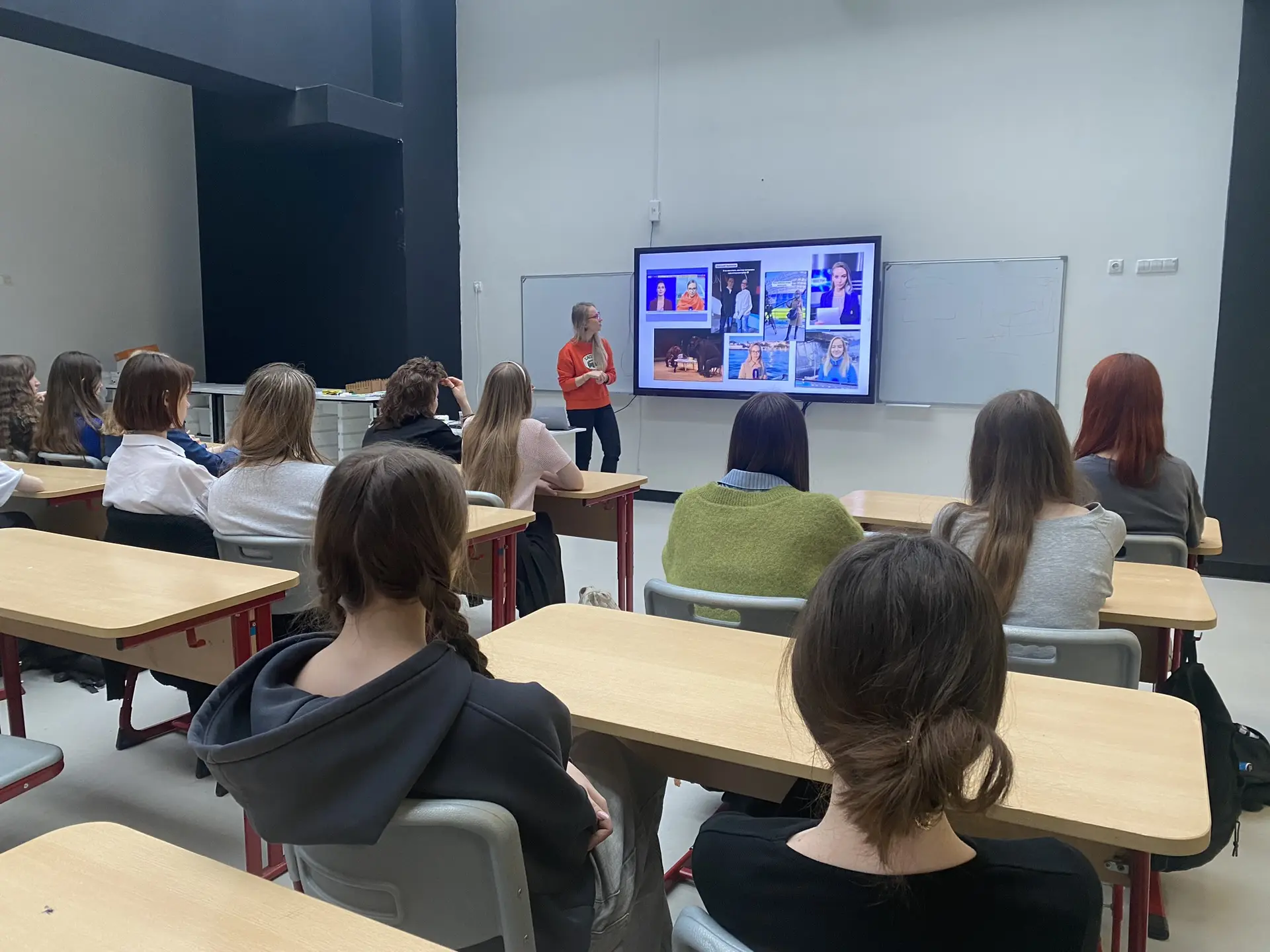 В гостях у школы: встреча с журналистом Первого канала  📍 В нашей школе состоялась встреча с предста