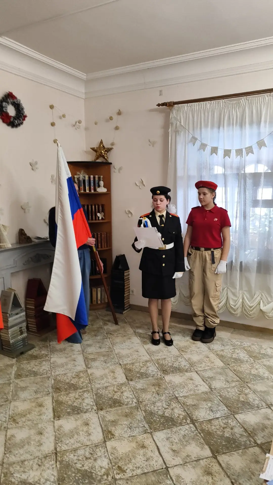 Деденевская школа присоединилась к всероссийской акции «Письмо солдату»✉️, чтобы поддержать моральны