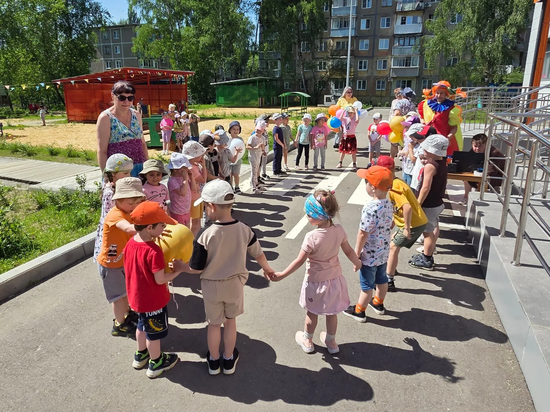Воздушные шары🎈 – это всегда символ детства, без них не обходится ни один детский праздник! Уже дост