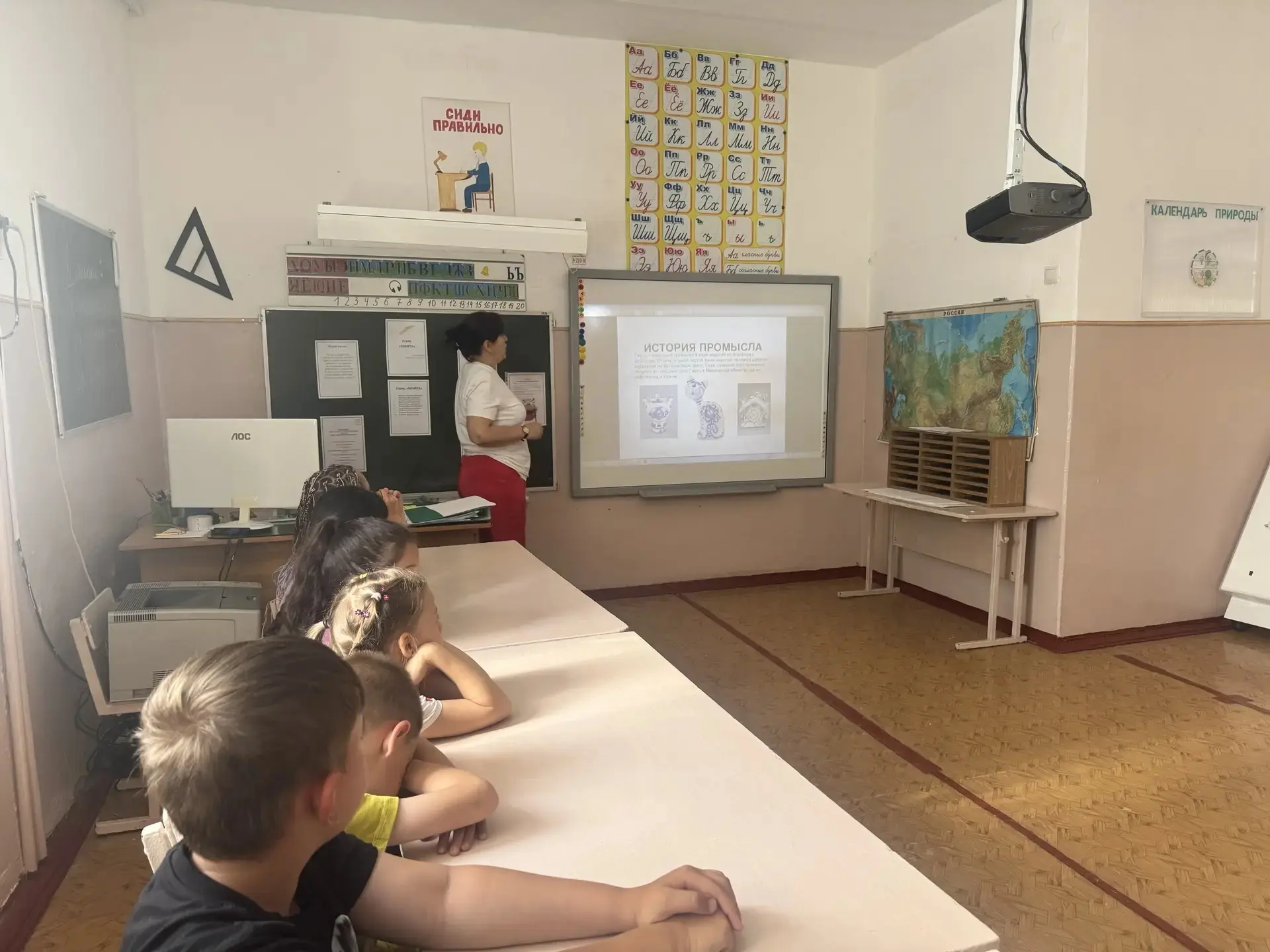 В лагере "Солнышко" прошел тематический день “Прикладное творчество и народные ремесла". 
Дети побыв