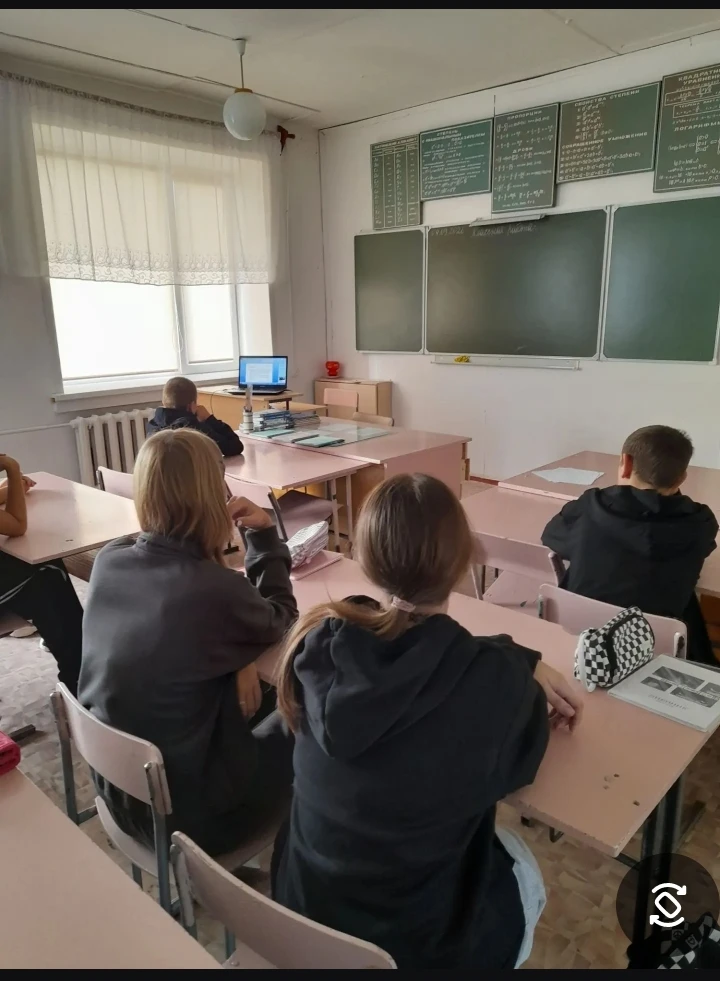 Селезневская школа: Уроки памяти в День солидарности в борьбе с терроризмом