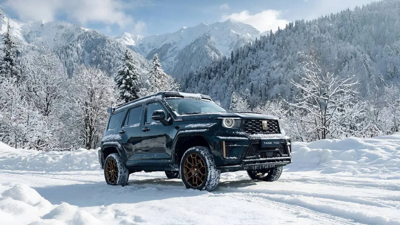 Tank 700 в России получил сервисы Яндекс Авто (Карты, Музыку и Книги)