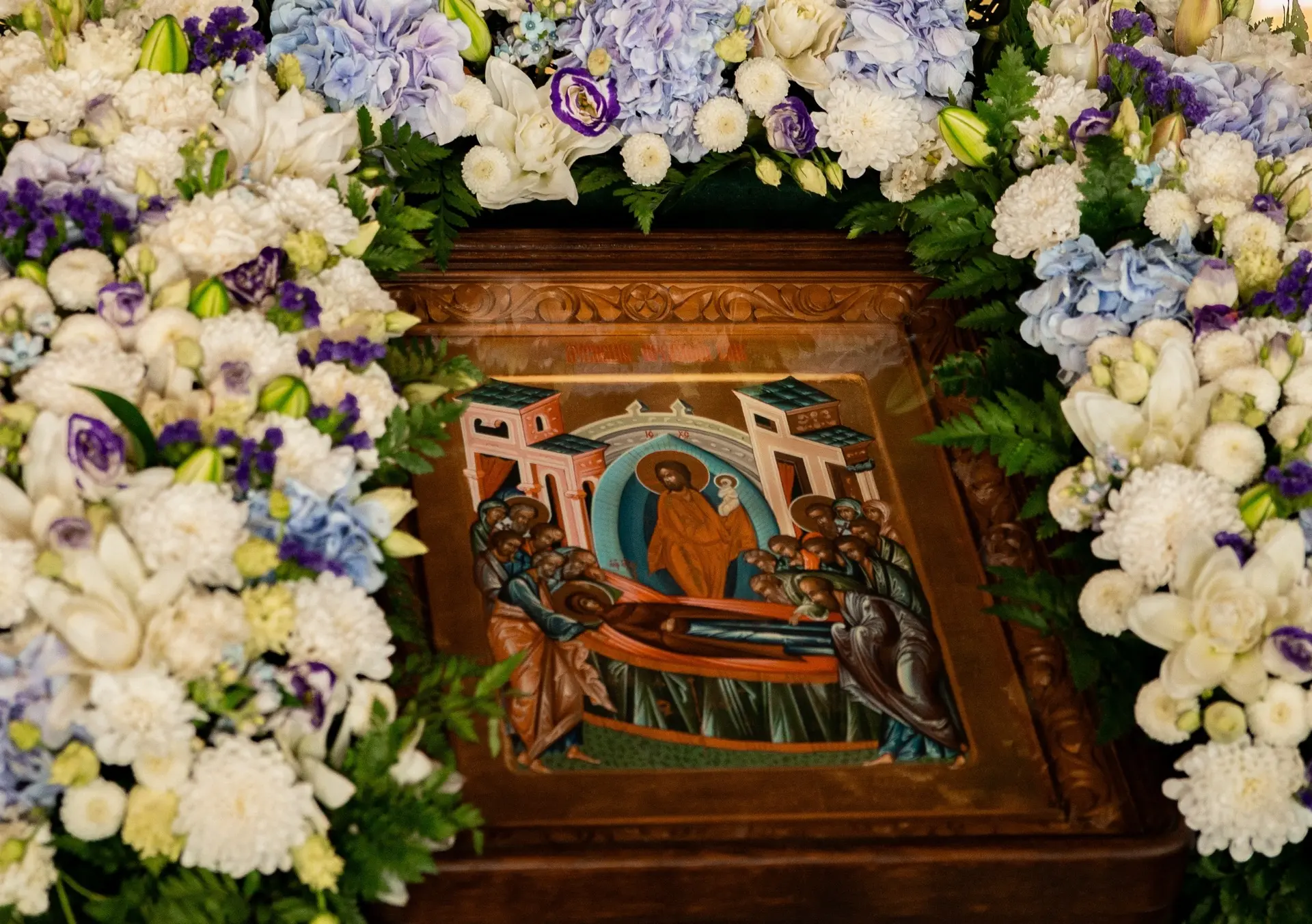 🕊️Сегодня православные отмечают Успение Пресвятой Богородицы!
