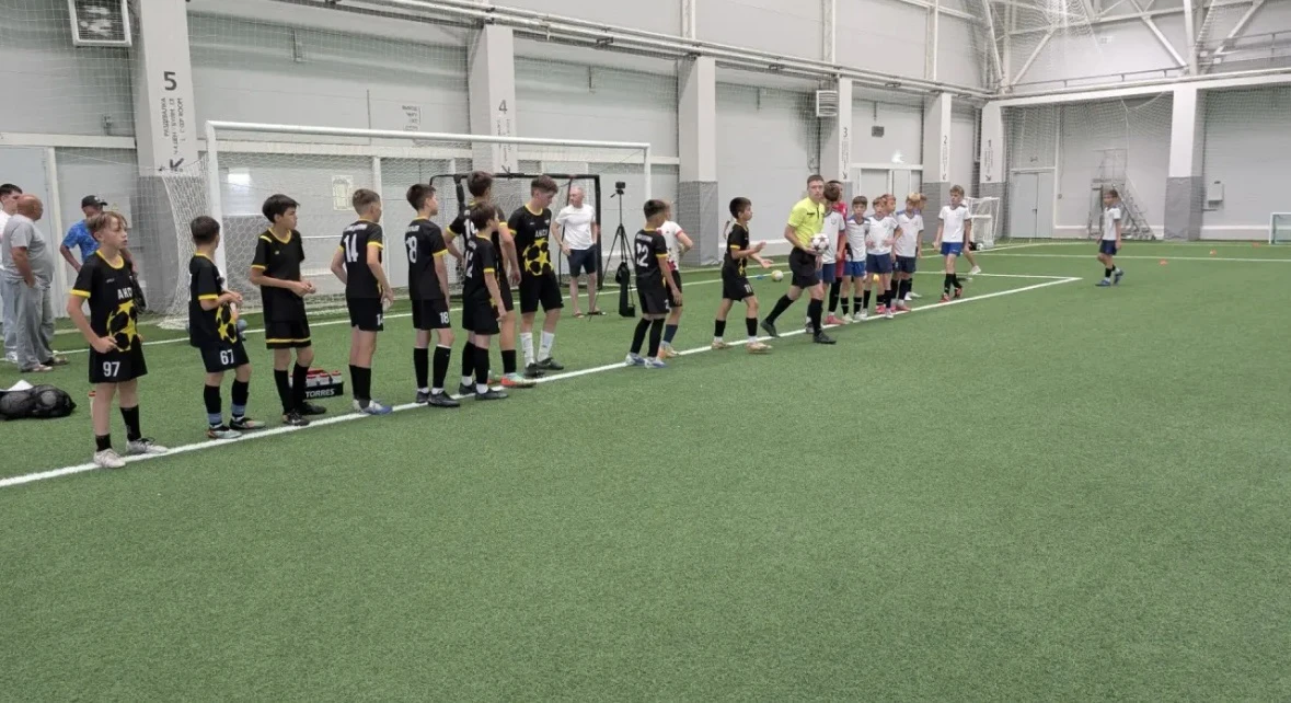 📈⚽ Финальный турнир «Кожаный мяч» в Казани! 📉⚽
Команда «Аксу» приняла участие в финальном турнире 