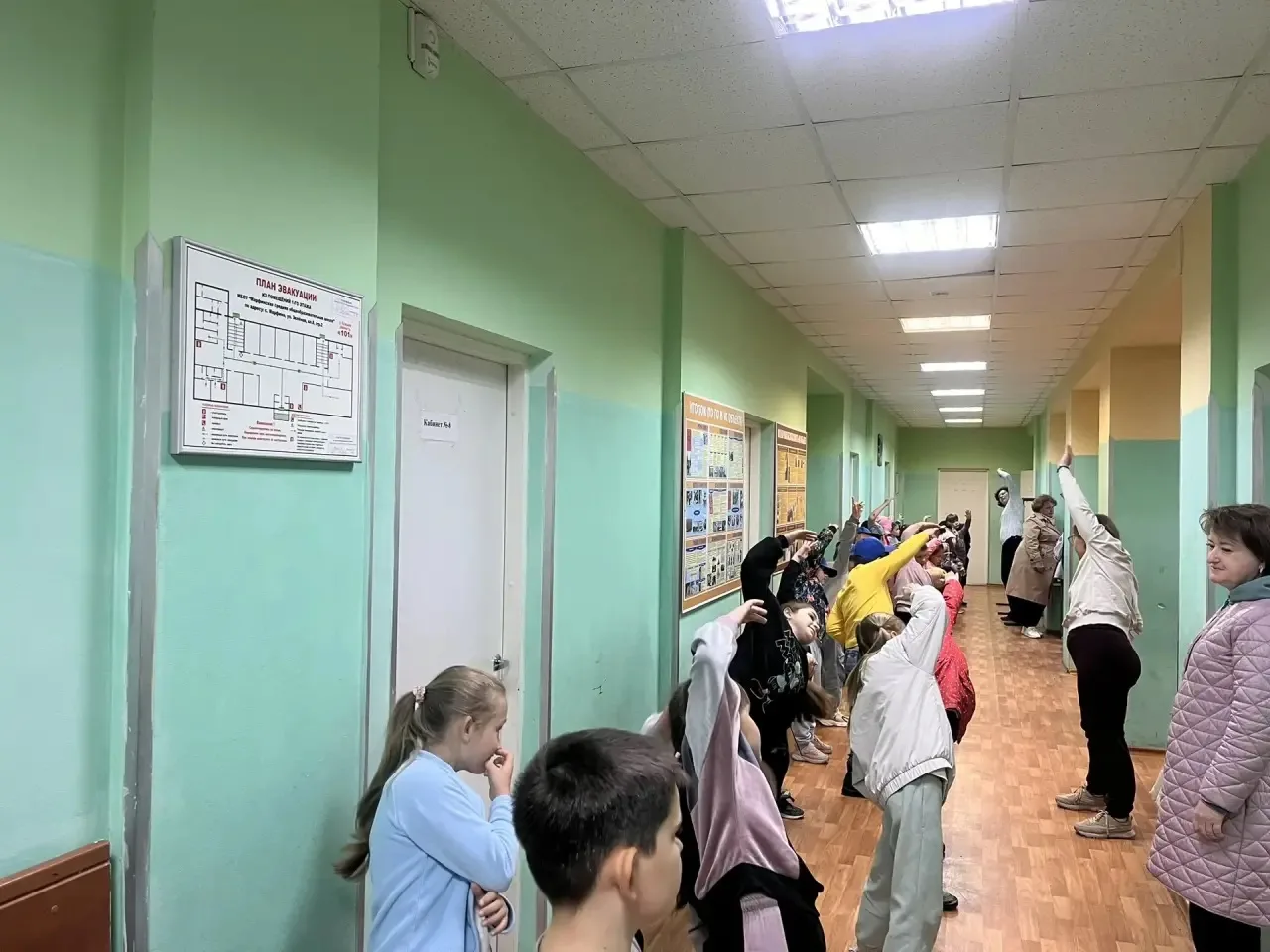 Смена вожатых — новый виток приключений! ☁️➡️☀️

Вчера в нашем лагере произошло важное событие — к н