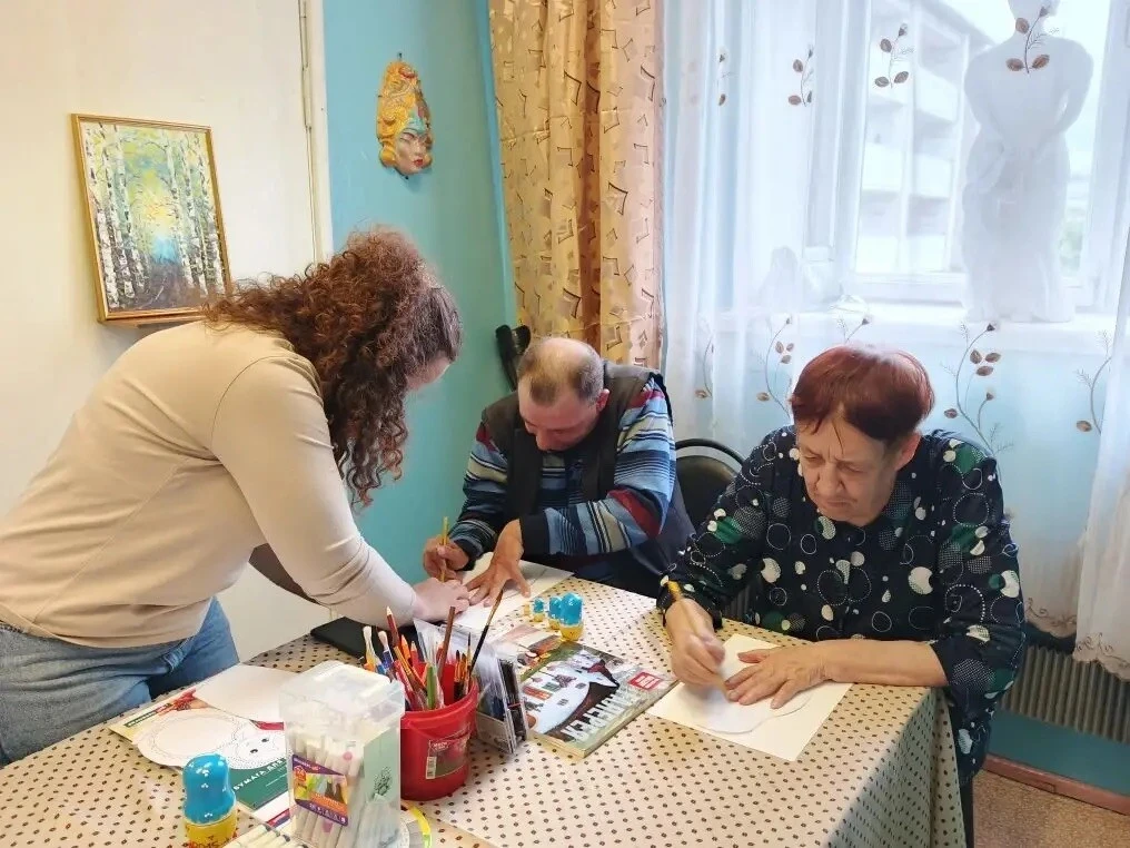 Сегодня в творческом клубе «Акварель» филиала «Стационарное отделение для граждан пожил...