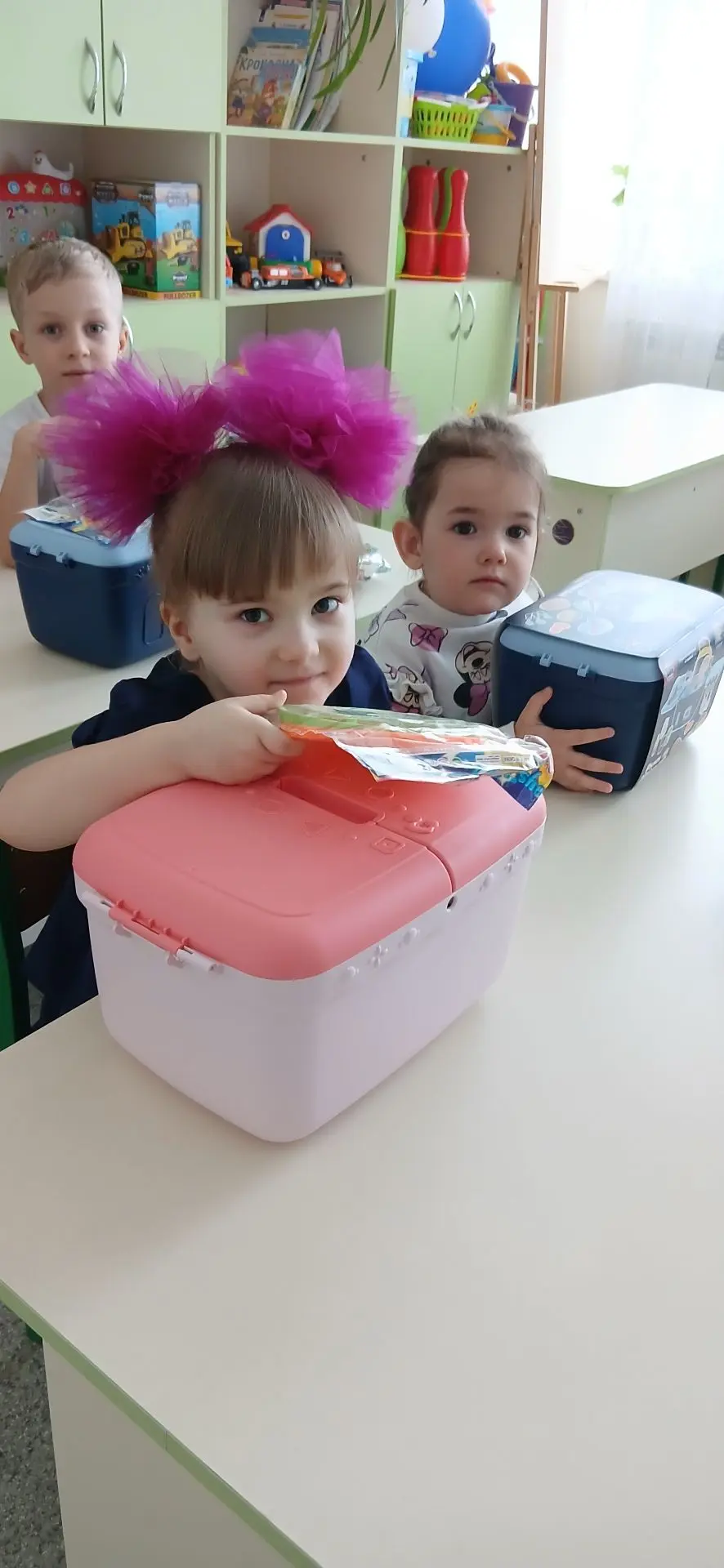 Первые весенние дни в нашем детском саду принесли детям не только солнечную погоду, а и...
