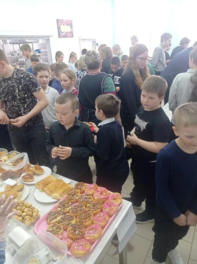 🔊Сегодня в нашей школе царила особая атмосфера – атмосфера  поддержки и единства. Учен...
