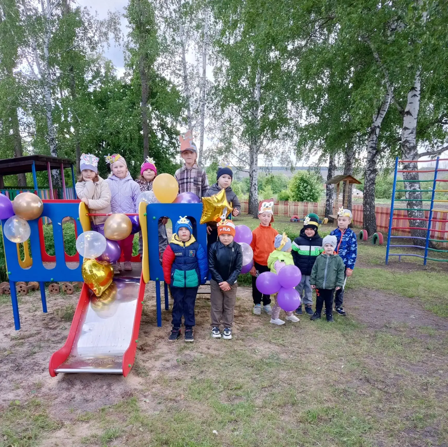 "Мы на свет родились,