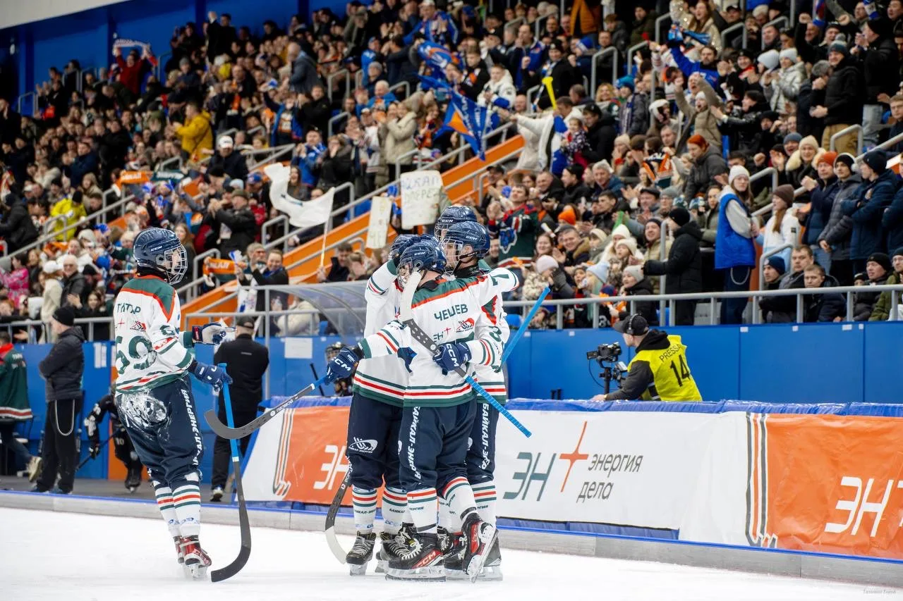 «Байкал-Энергия» впервые в истории завоевала золото Высшей лиги🏆  В финальном матче Всероссийских со