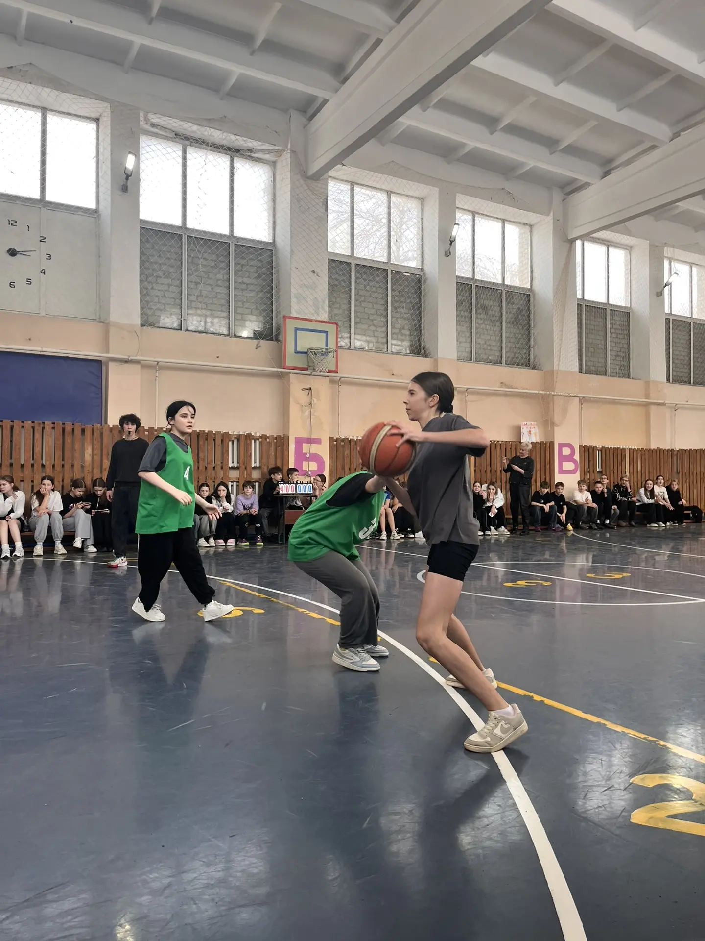 🏀 Баскетбольный турнир среди 6-х классов: итоги!  Вчера и позавчера прошли захватывающие баскетбольн