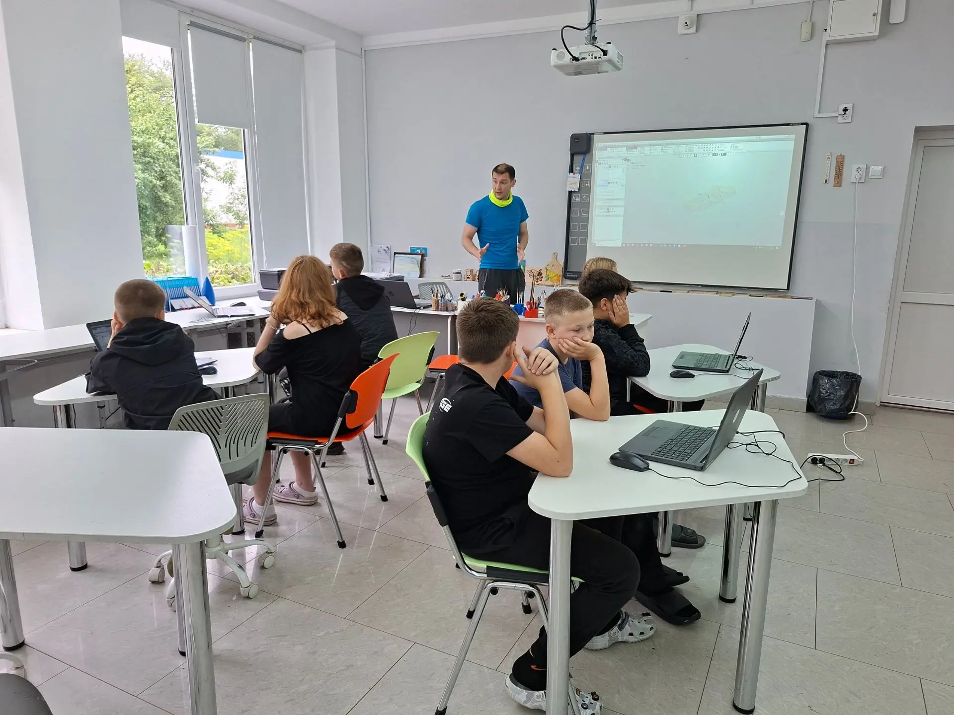 🎉 Подходит к концу наша заключительная инженерно‑техническая смена в лагере «Неформат»...