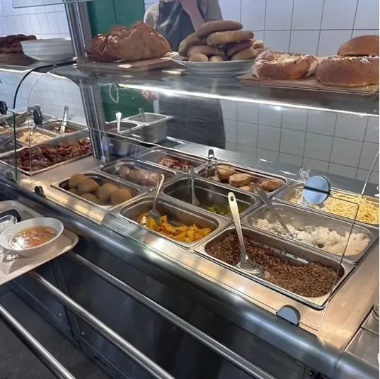 Четыре кафе Минусинска готовили блюда из мяса неизвестного происхождения  В ходе проверки специалист