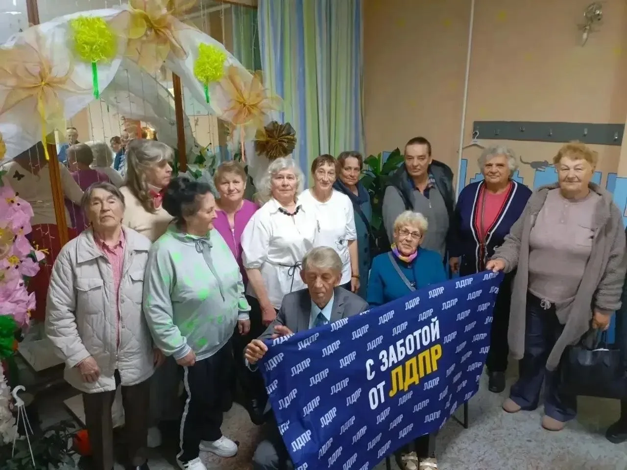 Поздравили жителей Корнево Багратионовского района с Днём пожилого человека 🍂